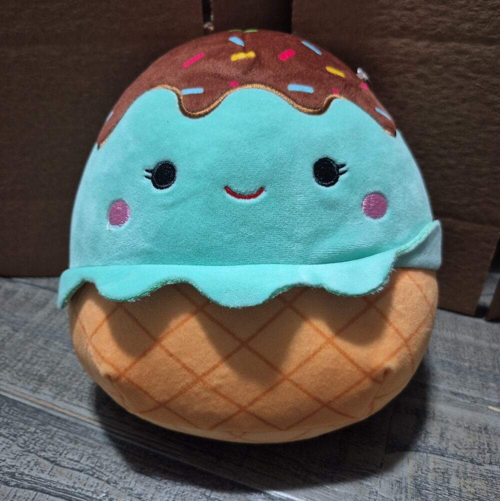 Squishmallows Maya The Mint Ice Cream Cone Small Plush 8" Plush Stuffed Animal